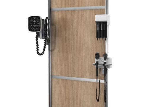 Gallery Image - Diagnostic Station