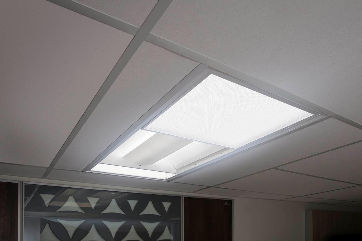 Gallery image for Amico's Solar Series 2' x 4' Multifunction