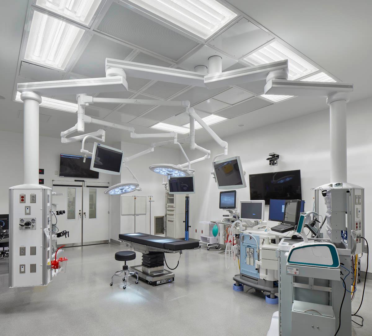 Gallery image for Amico's Solar Surgical 2' x 4' Luminaire